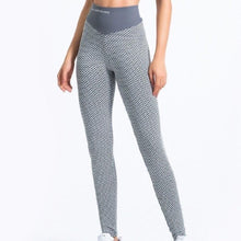 Load image into Gallery viewer, Izzy Scrunch Leggings - Grey
